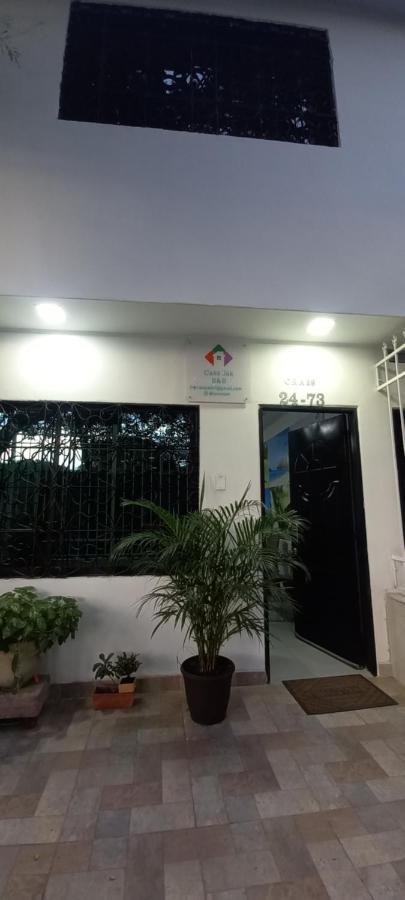 Hostal Casa Jak Santa Marta Bed & Breakfast エクステリア 写真